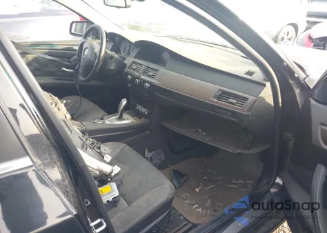 2008 BMW 528Xi z USA, uszkodzony, nr VIN WBANV13538C150423